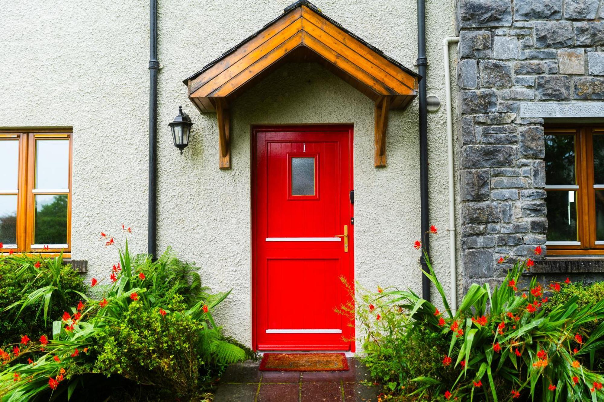 Burren Court Lodge バリーボーン エクステリア 写真